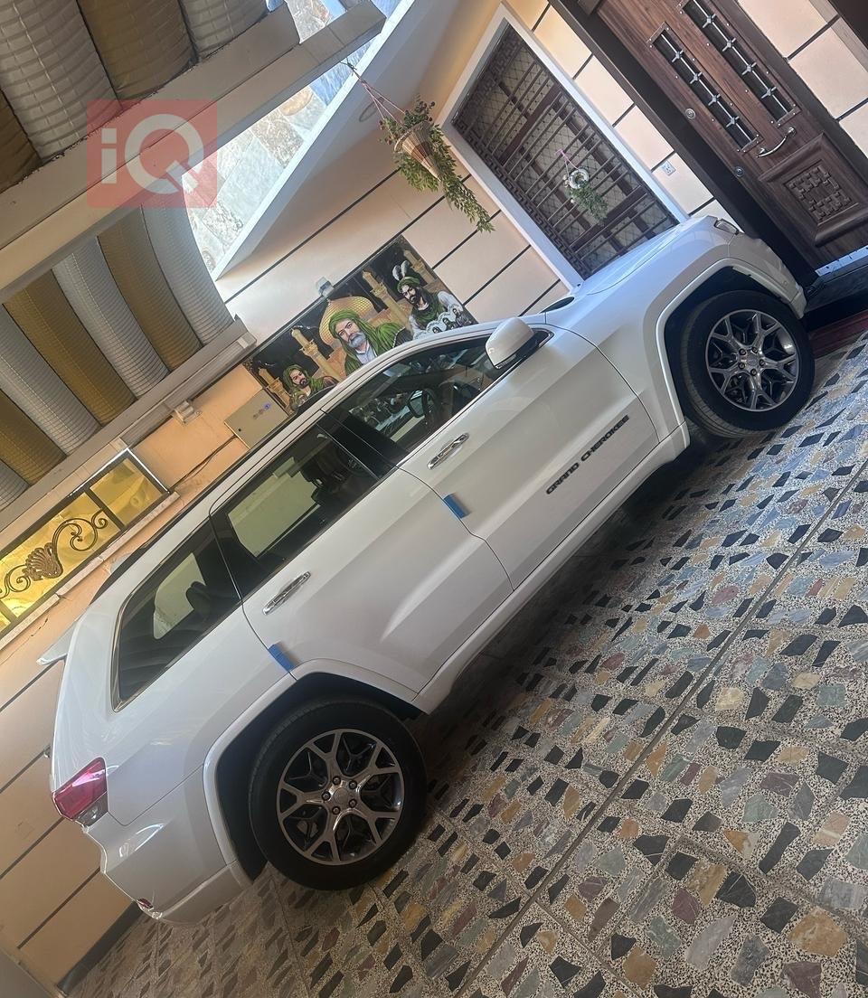 جيب جراند شيروكي